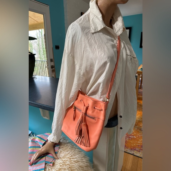 Fossil “Jules Tassel Drawstring” Bag - NWT - Picture 12 of 13